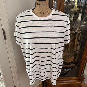 Time and Tru Women’s Striped Black and White Top Size XXXL